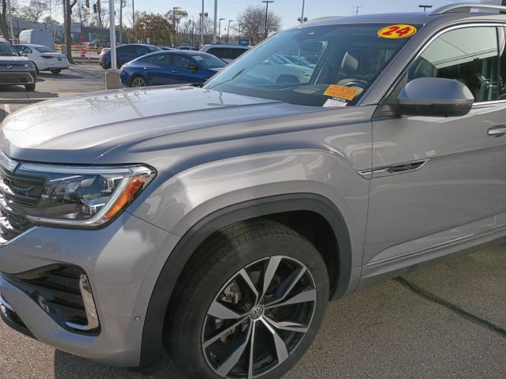 Certified 2024 Volkswagen Atlas 2.0T SEL Premium R-Line SUV