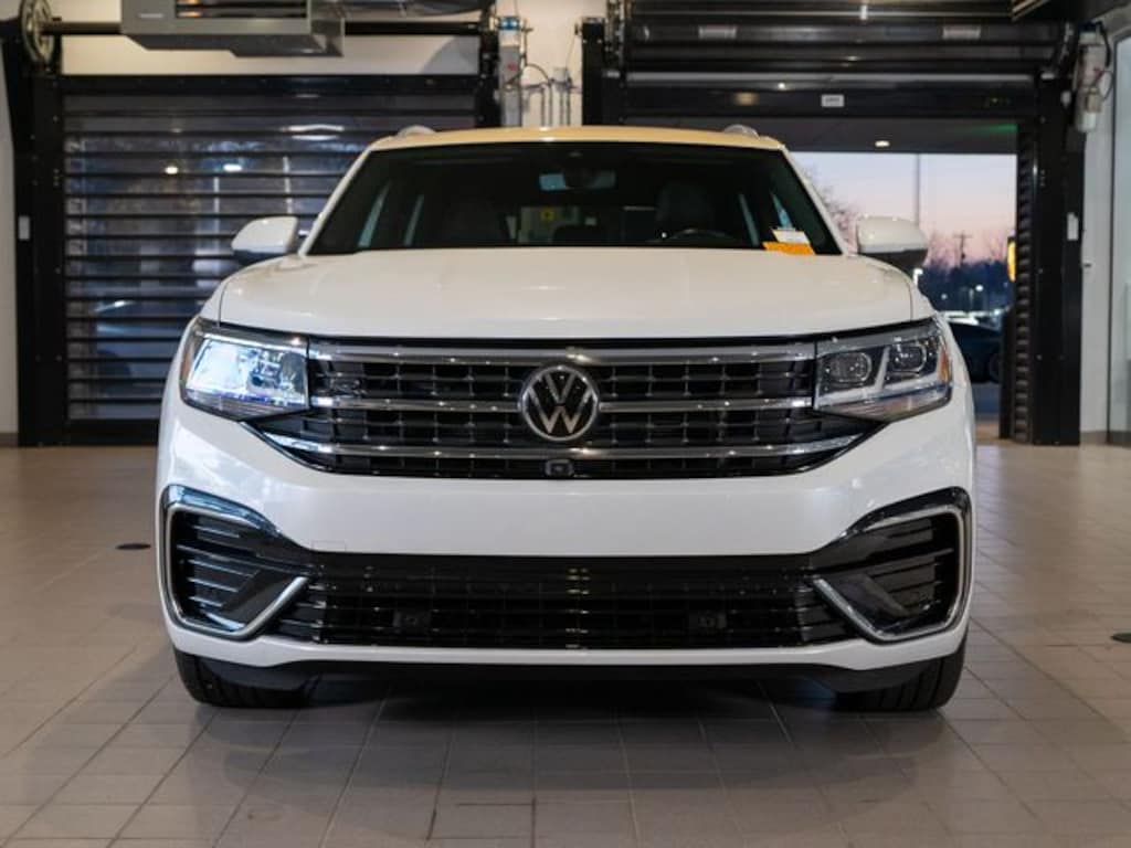 Certified 2022 Volkswagen Atlas Cross Sport 3.6L V6 SEL Premium R-Line SUV