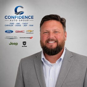 Staff member Clifton Clemons from ID_6bd13d7a7fa0