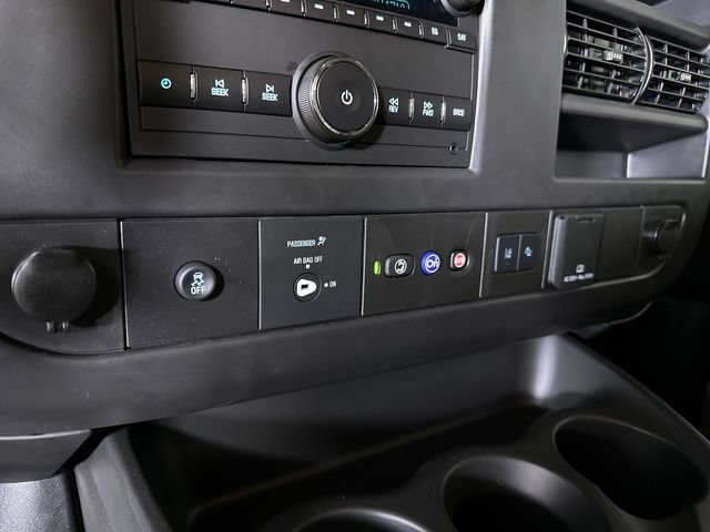 2025 GMC Savana Cargo Work Van - Photo 15
