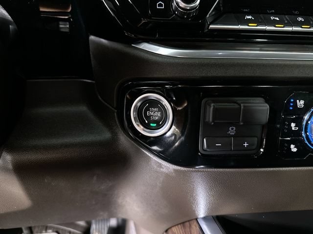 2026 GMC Sierra 1500 SLT - Photo 18