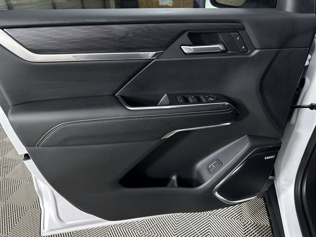 2026 GMC Acadia Elevation - Photo 23