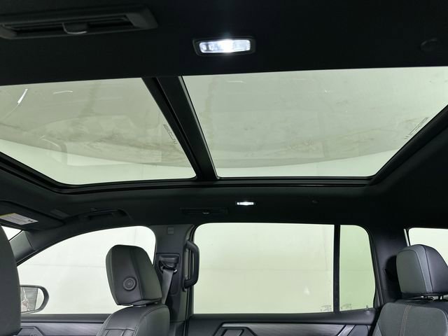 2026 GMC Acadia AT4 - Photo 20