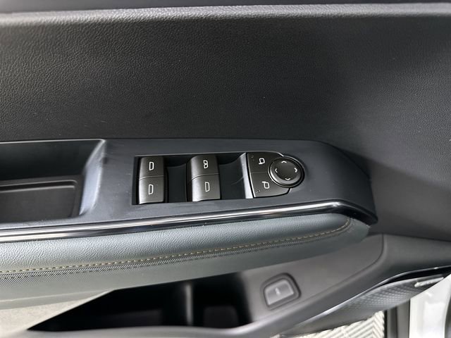 2026 GMC Acadia AT4 - Photo 25
