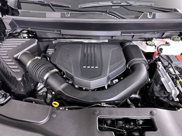 2026 GMC Acadia AT4 - Photo 31