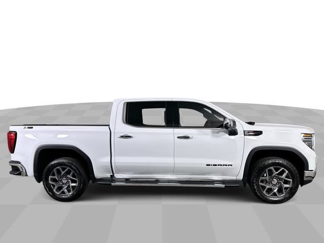 2026 GMC Sierra 1500 SLT - Photo 10