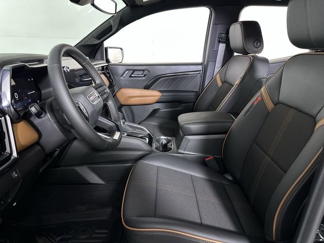 2026 GMC Canyon AT4 - Photo 21