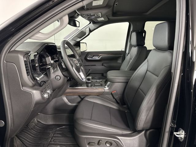 2026 GMC Sierra 1500 SLT - Photo 21