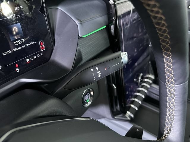 2026 GMC Acadia AT4 - Photo 17