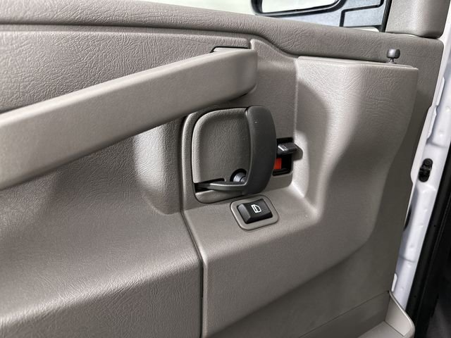 2026 GMC Savana Cargo Work Van - Photo 23