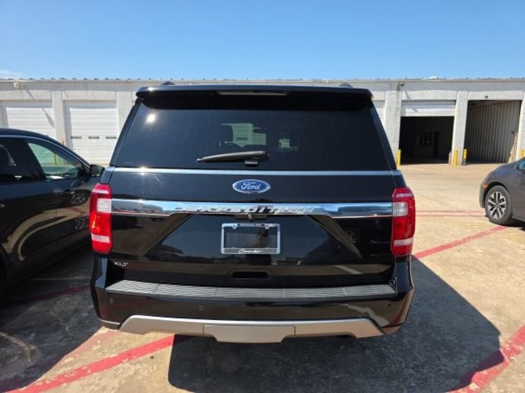 Used 2021 Ford Expedition XLT SUV