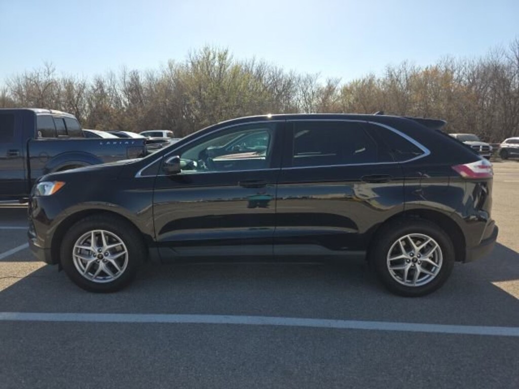 Used 2024 Ford Edge SEL SUV