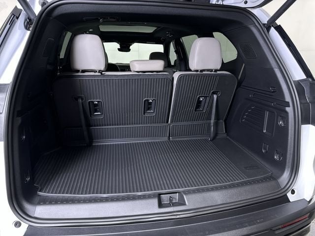 2026 GMC Acadia Elevation - Photo 27