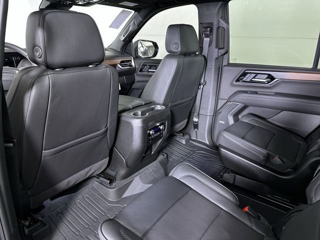 2026 GMC Yukon Denali - Photo 23