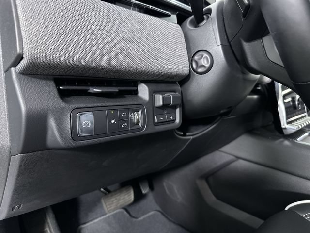 2026 GMC Sierra EV Elevation - Photo 19