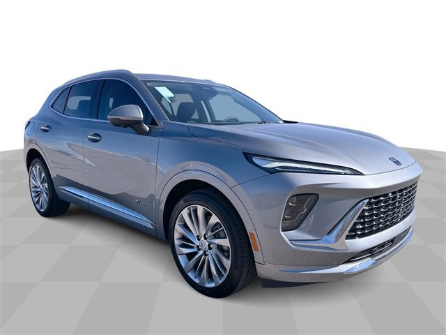 2025 Buick Envision Avenir photo 2