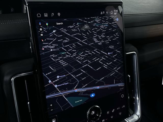 2026 GMC Yukon Denali - Photo 15