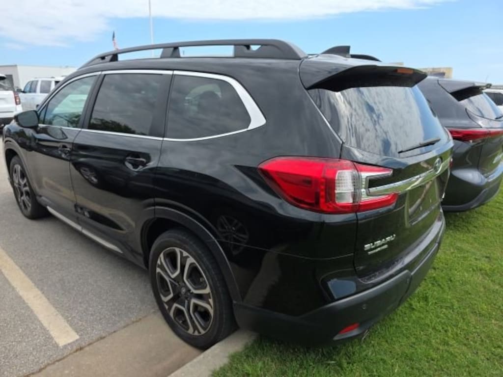 Used 2024 Subaru Ascent Limited SUV