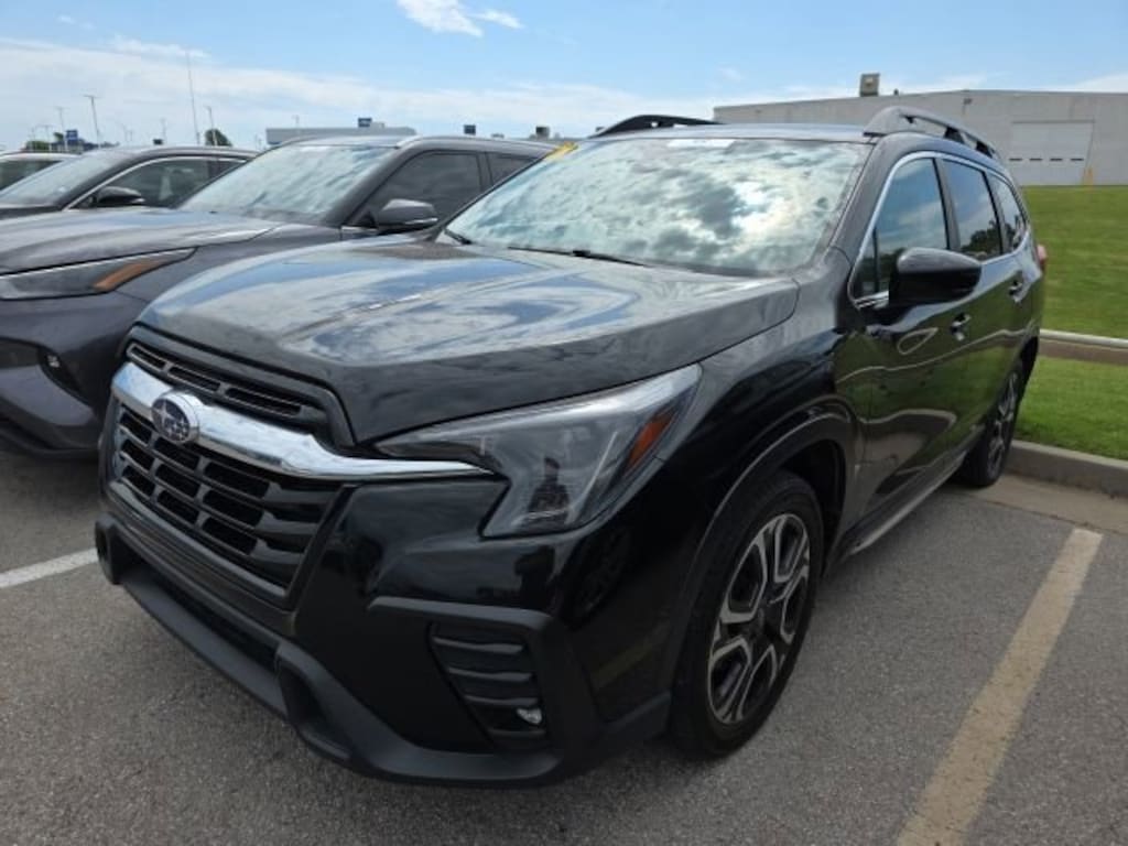 Used 2024 Subaru Ascent Limited SUV