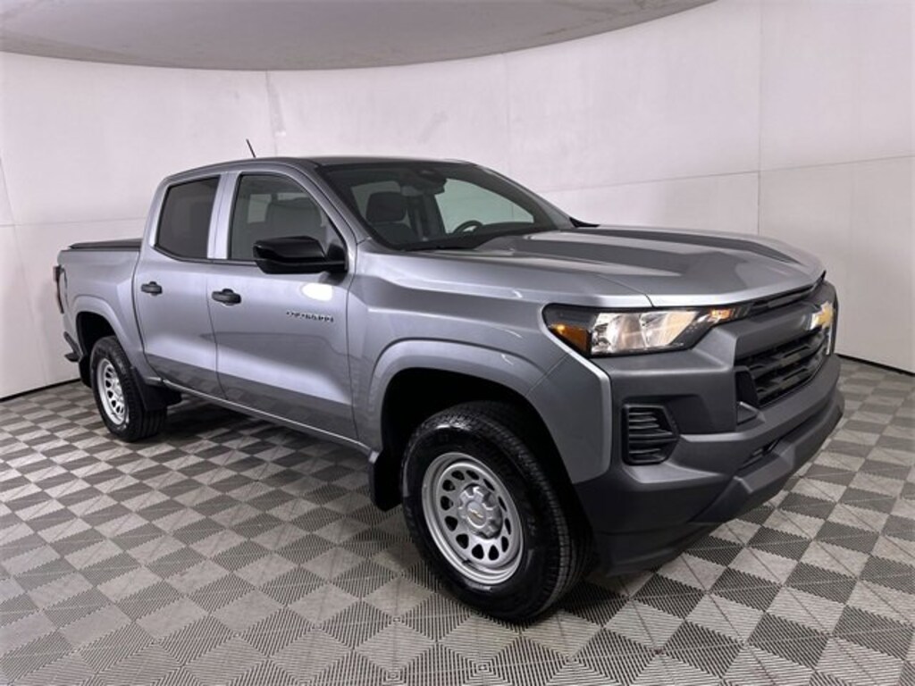 Used 2024 Chevrolet Colorado WT Truck Crew Cab