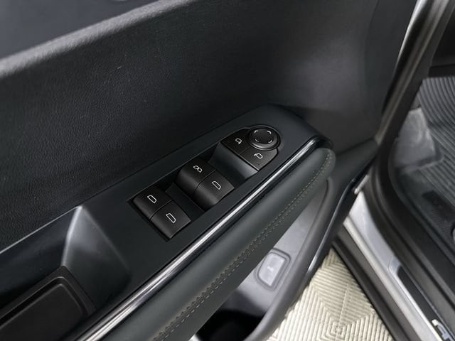 2026 GMC Acadia AT4 - Photo 25