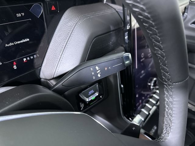 2026 GMC Yukon Denali - Photo 17
