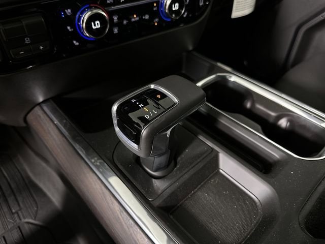 2026 GMC Sierra 1500 SLT - Photo 17