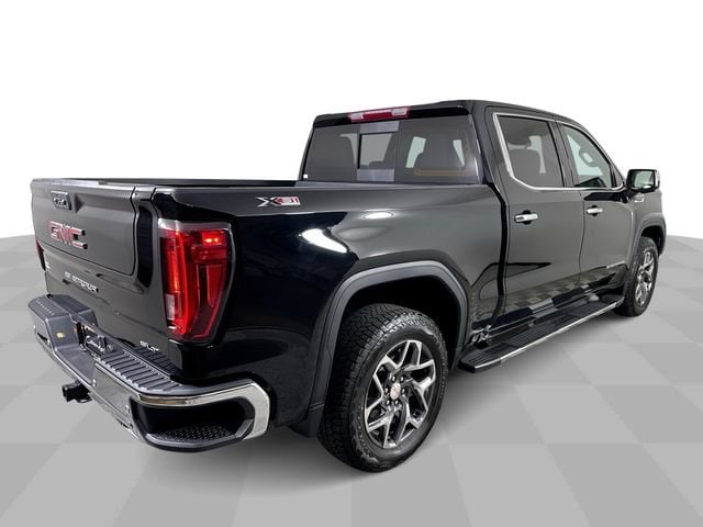 2026 GMC Sierra 1500 SLT - Photo 9
