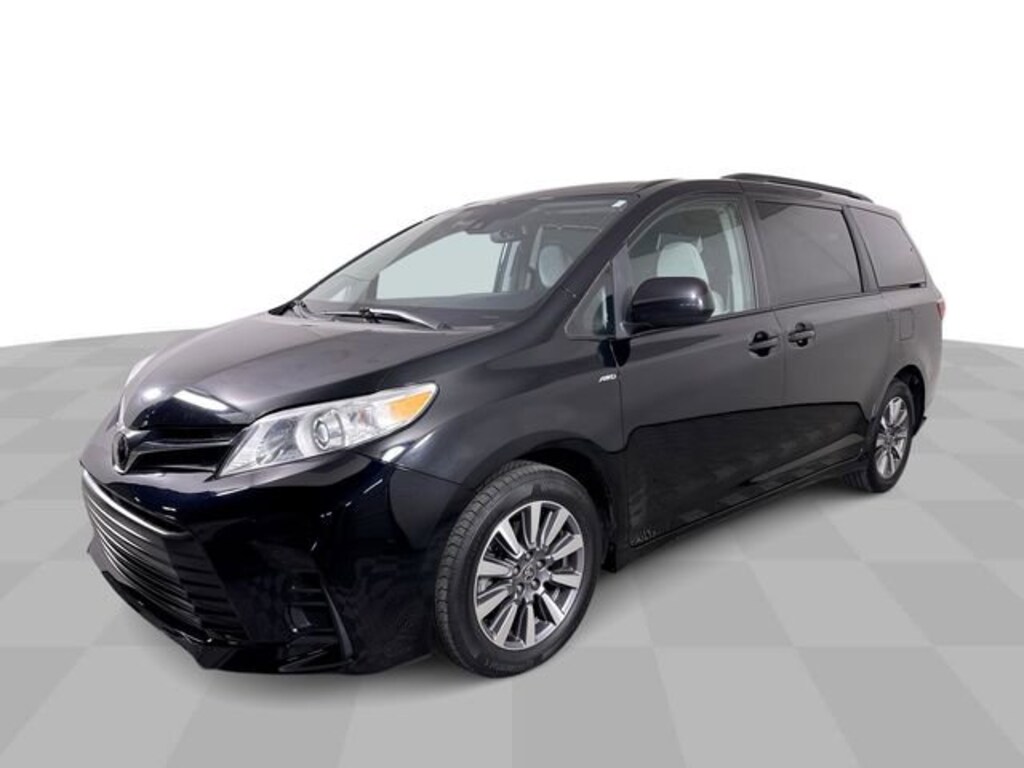 Used 2020 Toyota Sienna LE Van
