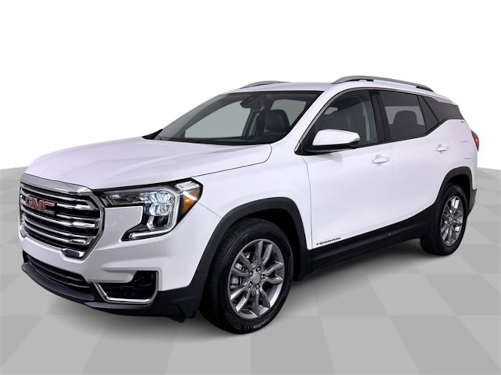Used 2024 GMC Terrain SLT SUV