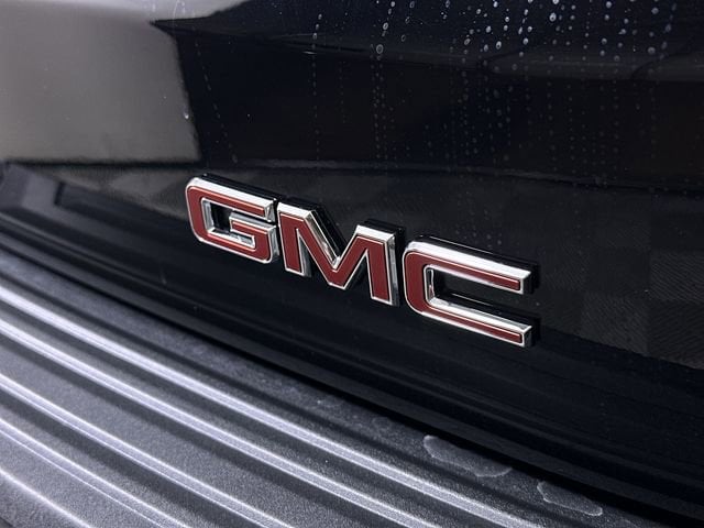 2026 GMC Yukon Denali - Photo 33