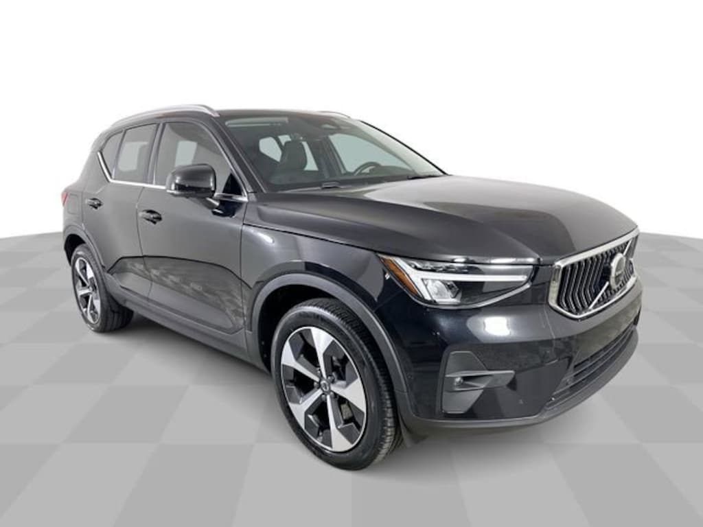 Used 2024 Volvo XC40 Plus Bright Theme SUV