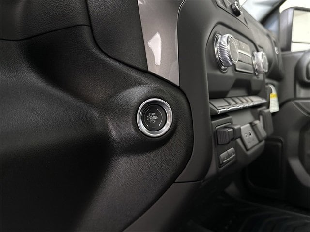 2025 GMC Sierra 2500HD Pro - Photo 17