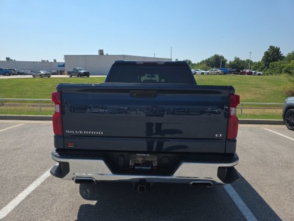Used 2021 Chevrolet Silverado 1500 LT Truck Crew Cab