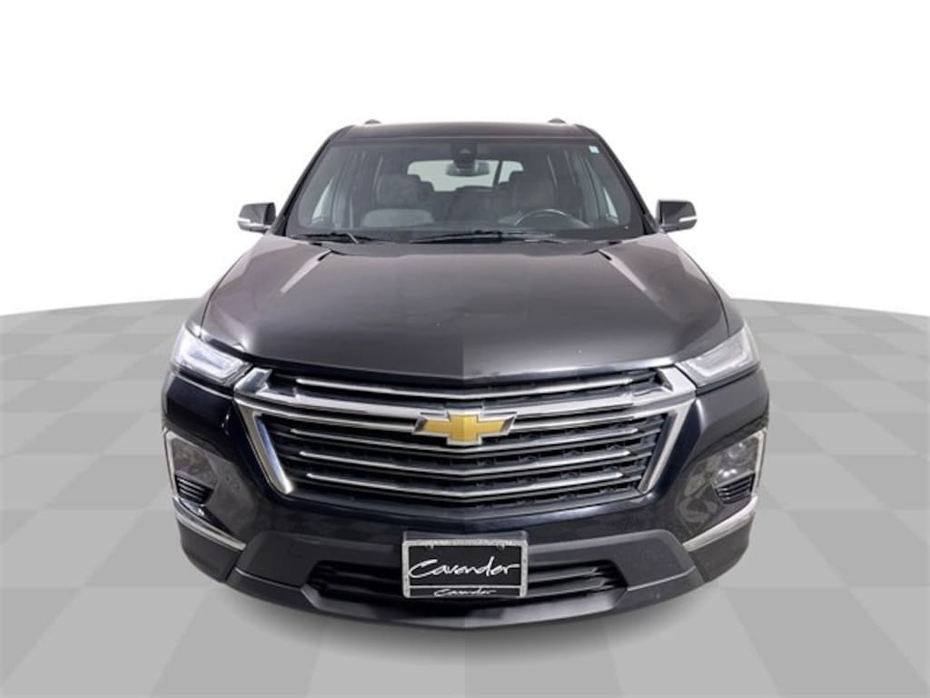Used 2023 Chevrolet Traverse LT Cloth SUV