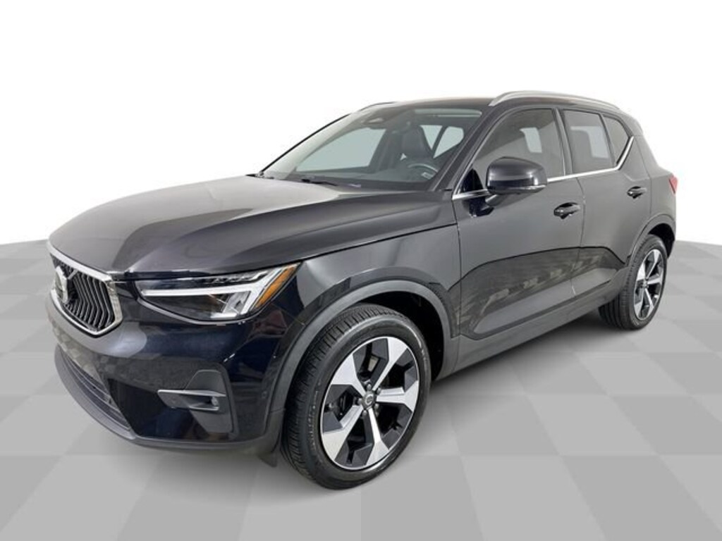 Used 2024 Volvo XC40 Plus Bright Theme SUV