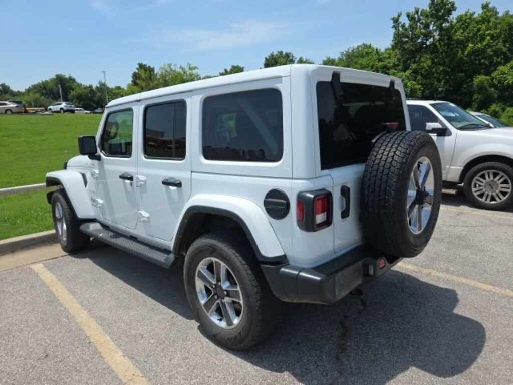 Used 2022 Jeep Wrangler Unlimited Sahara SUV