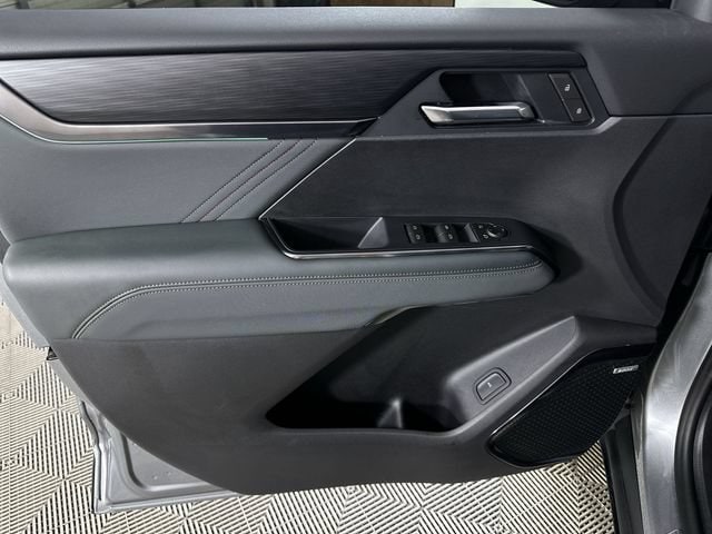 2026 GMC Acadia AT4 - Photo 24