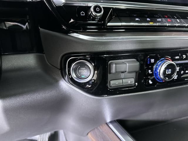2026 GMC Sierra 1500 SLT - Photo 18