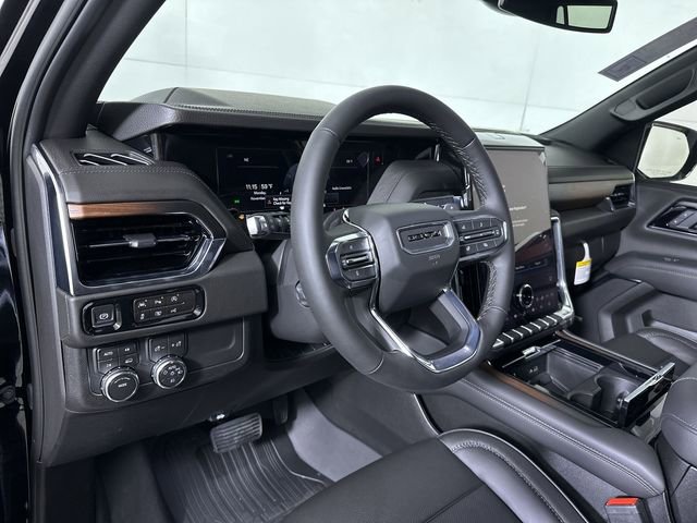 2026 GMC Yukon Denali - Photo 11