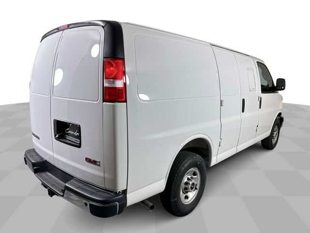 2025 GMC Savana Cargo Work Van - Photo 8