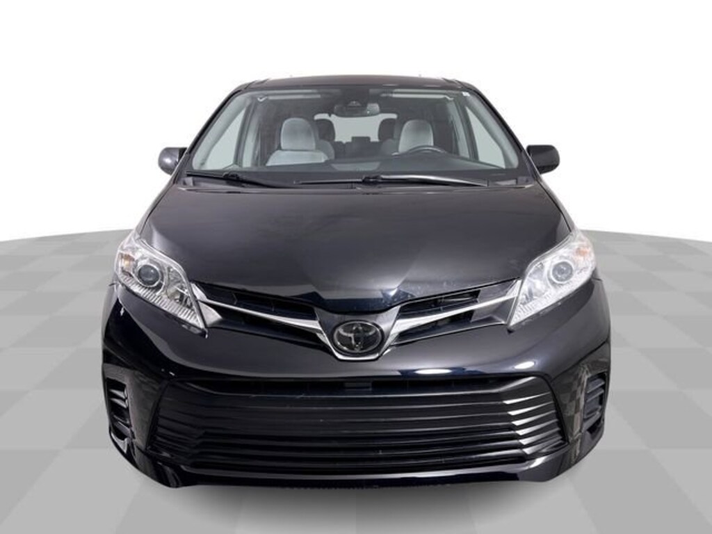 Used 2020 Toyota Sienna LE Van