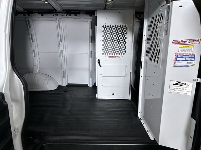 2025 GMC Savana Cargo Work Van - Photo 22