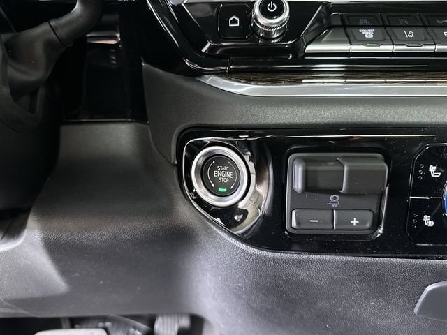 2026 GMC Sierra 3500HD SLE - Photo 18