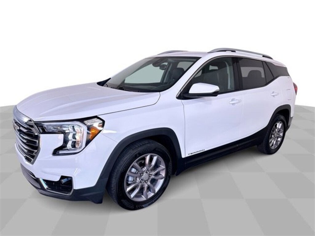 Used 2024 GMC Terrain SLT SUV