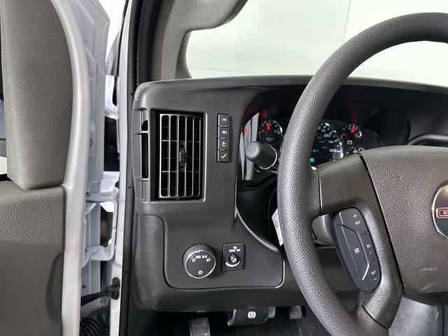 2026 GMC Savana Cargo Work Van - Photo 19