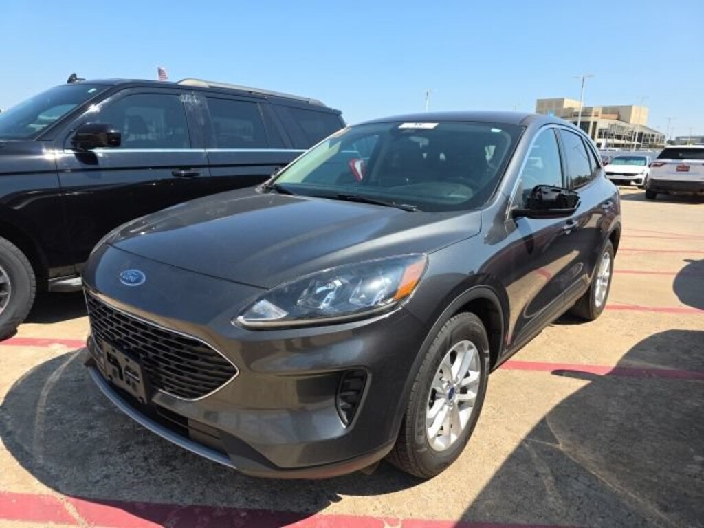 Used 2020 Ford Escape SE SUV