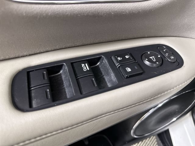 2017 Honda HR-V EX - Photo 24