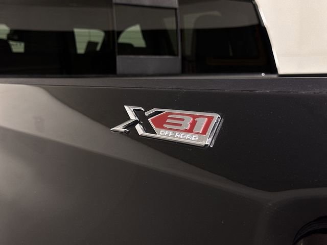 2026 GMC Sierra 1500 SLT - Photo 33