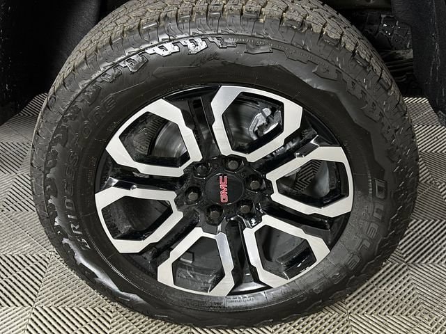 2026 GMC Canyon AT4 - Photo 35
